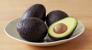 Il primo punto per far maturare un avocado è non metterlo in frigo. Come Maturare Un Avocado Da 10 Minuti Vondt Net