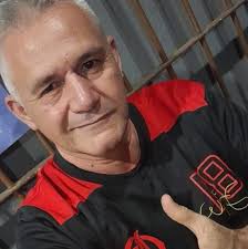 Quando o UBER escuta a música que marcou sua vida, não segura a emoção!!  🚗💄🤠