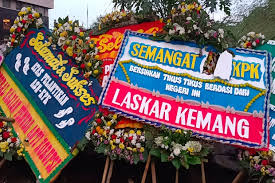 Bunga di jamin kesegarannya proses pemesanan mudah pengerjaan cepat pengiriman tepat waktu harga kompetitif. Kpk Dibanjiri Karangan Bunga Usai Lantik 1 271 Pegawai Jadi Asn
