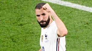 Le capitaine du portugal a déjà inscrit trois buts en deux matches depuis le début de l'euro. Edtbzix8yrtutm