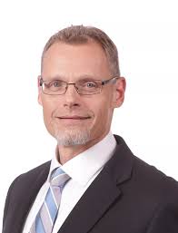 Andy Ives's Instagram, Twitter & Facebook