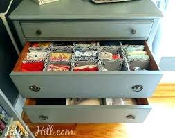 Pratik dolap düzenleme önerileri bizi izlemeye devam edin, ve şuradan abone olmayı unutmayın Dolap Ici Kartondan Cekmece Duzenleyici Nasil Yapilir 2021 Dekorcenneti Com