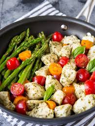 5 Ingredient Skillet Pesto Chicken Asparagus Simple Healthy Kitchen Recipe Chicken Asparagus Boiled Chicken Recipes Health Dinner Recipes