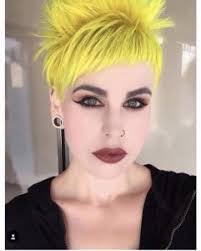 Darian Bishop's Instagram, Twitter & Facebook