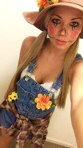 Diy Scarecrow Costume Maskerix Com Diy Scarecrow Costume Scarecrow Costume Halloween Costumes Scarecrow