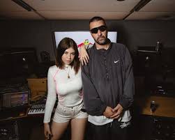 Scopri i dettagli e acquista il tuo biglietto! Anna Con Night Skinny Un Brano Inedito Per Red Bull 64 Bars Ascoltalo Newsic It