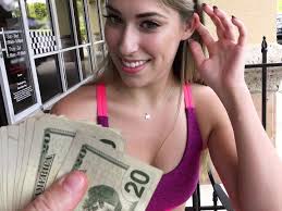 Working hard for cash - Faperoni Porn Videos