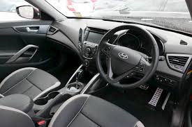 It makes good use of available space hyundai veloster models. 2015 Hyundai Veloster Base 2dr Hatchback 1 6l Manual W Black Interior