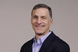 Norbert Hanke's Instagram, Twitter & Facebook