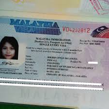Borang permohonan untuk membuat pendahuluan gaji. Meraih Visa Malaysia