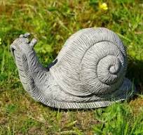 Garden Snail Stone Statue Outdoor Garden Ornament | British Wildlife Animal  Decoration UK Lawn Gift - Etsy