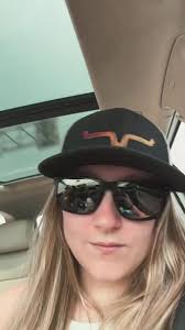 It Ain't Always Gotta Be Lightning and Thunder He Don't Make Me Wonder