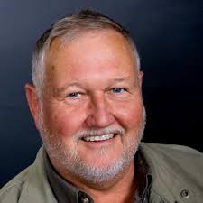 Amazon.com: Adventures of a Snake Hunter: with Frank Weed eBook : Weed,  Frank: Kindle Store