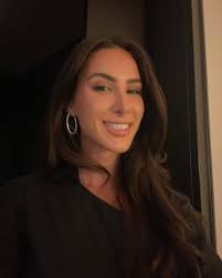 Amy Mansur's Instagram, Twitter & Facebook