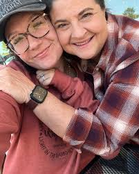 Community, community, community!! Who you surround yourself with is CRUCIAL  to your growth and overall happiness. Choose wisely, my friends. You don't  have to be alone, people thrive when they have a