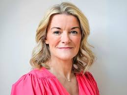 Roz Smith Appointed as COO of Broadridge International to Drive Global  Expansion