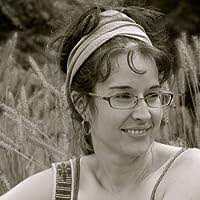 Amber Kizer's Instagram, Twitter & Facebook