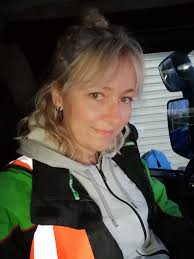 Adventures of trucker Lina...