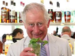 King Charles' al fresco gin bar ...