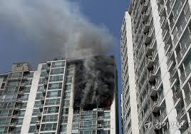 [속보] 의왕 소재 아파트서 불…거주자 1명 추락사