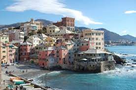 Genoa today, as a tourist attraction, is often shadowed by cities such as rome or venice , even though it has a long history as a rich and powerful trade centre. Boccadasse Genua Aktuelle 2021 Lohnt Es Sich Mit Fotos Tripadvisor