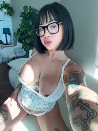 Britney Loh Nude Leaks (18 Photos) - TheFap