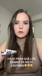 Cómo atar tus Adidas Samba al estilo suelto
