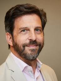 Tim Tompkins's Instagram, Twitter & Facebook