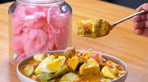 500 gram nangka muda, rebus, sampai matang 500 gram iga sapi, rebus, sampai empuk 5 utas kacang panjang. Resepi Kuah Lontong Padang