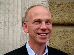 „wir sind dabei, solche sicherheitsvorschriften zu erarbeiten, sagte kardinal rainer maria woelki dem nachrichtensender phoenix am mittwoch in bonn. Markus Gunther Verlasst Erzbistum Koln Kommunikationschef Kehrt In Usa Zuruck