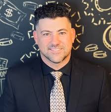 Jerry Coyle's Instagram, Twitter & Facebook