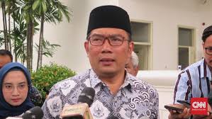 Tentu saja yang menarik bagi para pendatang dari kota lain adalah umr dki jakarta yang setiap tahunnya selalu. Tolak Surat Edaran Umk 2020 Buruh Bakal Demo Ridwan Kamil