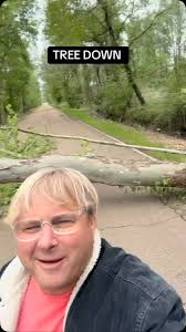 #funnymoments #vicksburg #comedy #mississippi #Husqvarna #bobcattractor