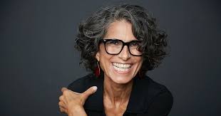 People You Should Know . . . Diane Davis