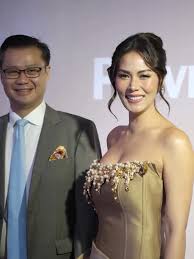 Bianca Manalo and Senator Win Gatchalian: A Stunning Couple at  #PreviewBall2024