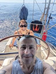 Robert Tutton's Instagram, Twitter & Facebook