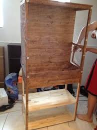 Voliere Interieure Fait Maison En 2020 Voliere Interieur Fait Maison Interieur