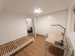 Schöne 1,5 zimmerwohnung mit balkon in zentraler lage. 1 Zimmer Wohnung Zu Vermieten Kolpingstrasse 18 88213 Ravensburg Oberzell Ravensburg Mapio Net