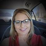 Carrie Hisel's Instagram, Twitter & Facebook