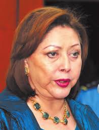 Alba Forestal “a r r a sa ” con B o sawa s