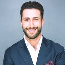 Seth Wing's Instagram, Twitter & Facebook