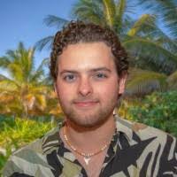 Daniel Reo's Instagram, Twitter & Facebook