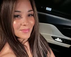 Miranda Dotson's Instagram, Twitter & Facebook