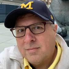 A few weeks ago, I was officially sworn in as a Court Appointed Special  Advocate for CASA of Travis County! After receiving a thorough training in  August, I am feeling very excited