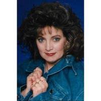 Frieda Foster's Instagram, Twitter & Facebook