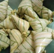Untuk tips resepi ketupat sotong kelantan ini : Pelbagai Resipi Ketupat Mudah Dan Sedap Cahaya Hayati