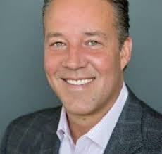 Chris Crain's Instagram, Twitter & Facebook