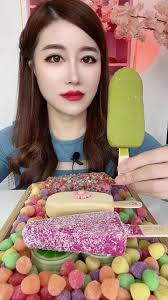 Asmr mukbang Lollypop Ice cream #asmr #mukbang #eatingsound #foryourpage