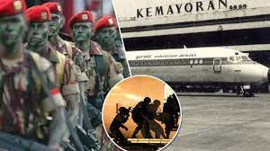 Susunan pemain dari kedua kesebelasan sudah dirilis. Kisah Kopassus Grup4 Sandiyudha Dihina Tapi Hitungan Menit Tumpas Teroris Di Thailand Tribun Manado