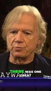 Mike Batt's Instagram, Twitter & Facebook